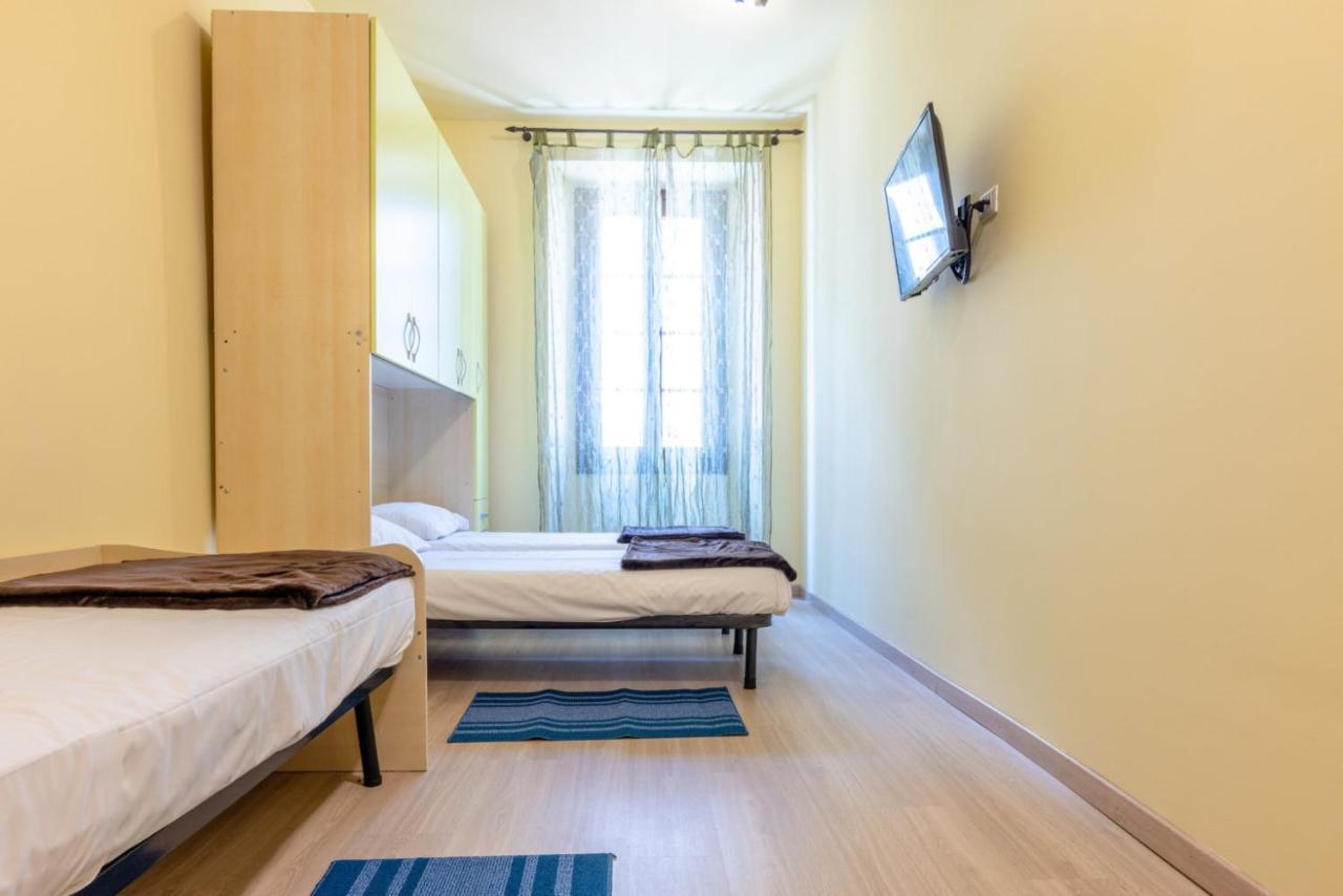 Aosta Centre Apartments - Porta Pretoria 56 ภายนอก รูปภาพ