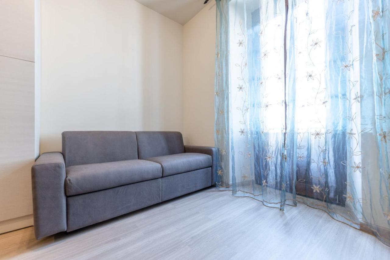 Aosta Centre Apartments - Porta Pretoria 56 ภายนอก รูปภาพ
