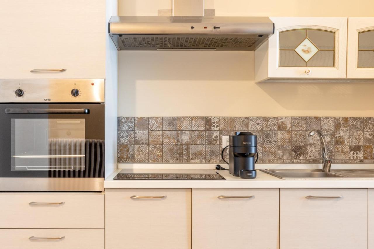 Aosta Centre Apartments - Porta Pretoria 56 ภายนอก รูปภาพ